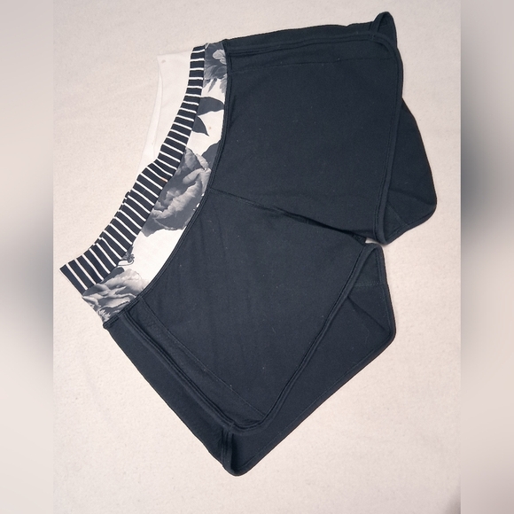 lululemon athletica Pants - Lululemon Black Athletic Shorts with Floral Waistband